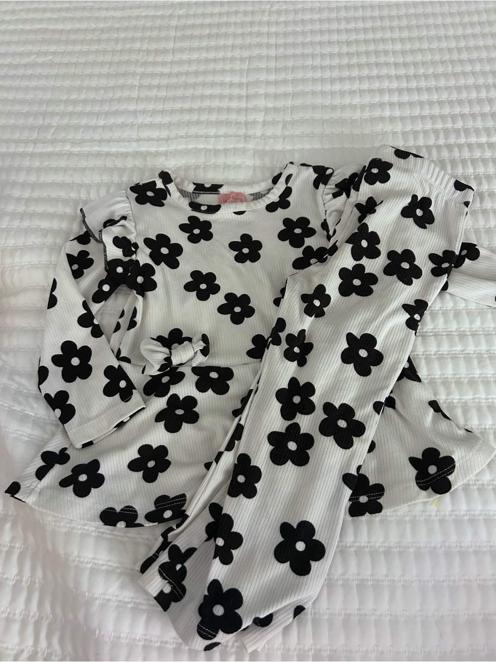 Lucky Penny Black & White Daisy Set Size 3 Girls
